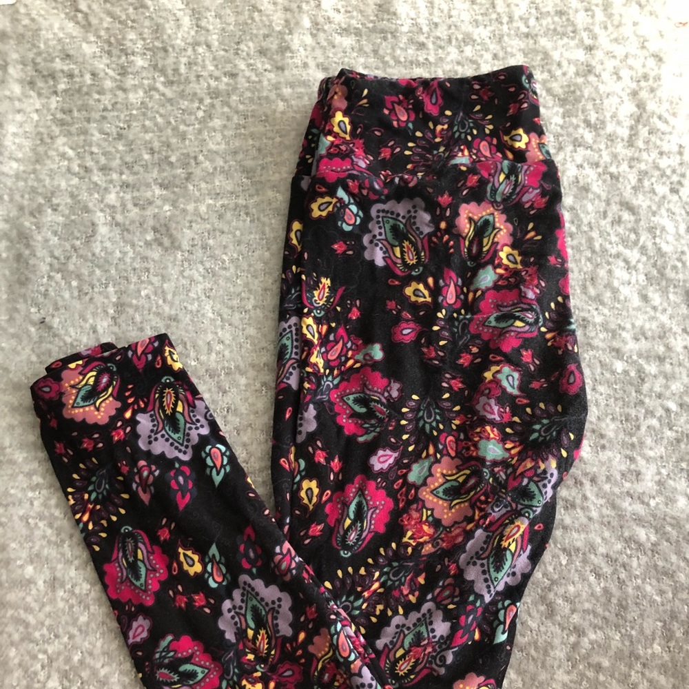 Lularoe one size printed leggings
